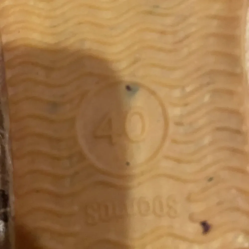 Soludos red white